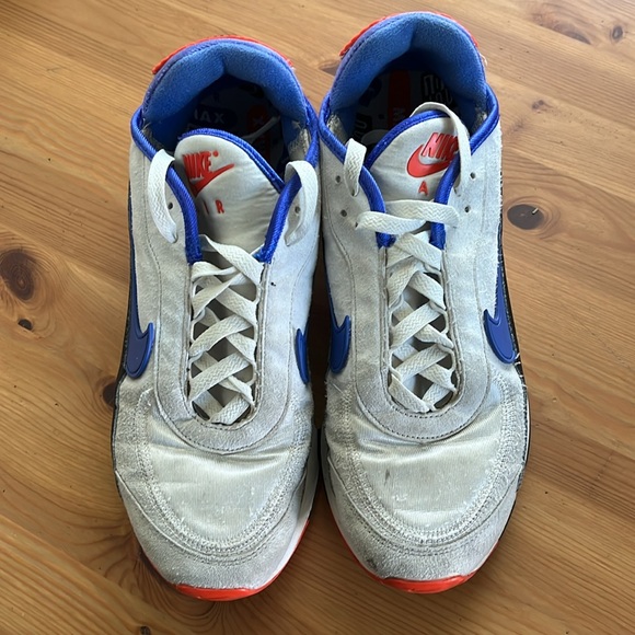 Nike Air Max - Men - Picture 2 of 4